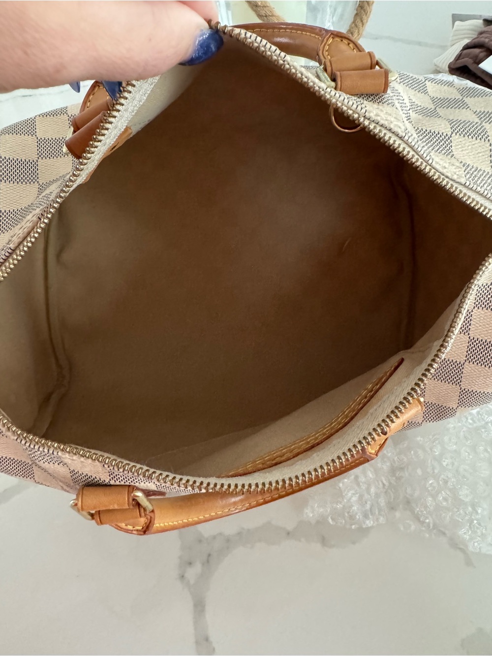 Louis Vuitton Damier Azur Speedy 30 - Picture 10 of 12